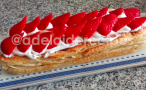 Tarte Folhada com Chantilly e Morangos