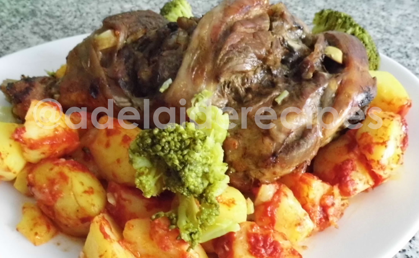 Perna de Peru no Forno com Batatas | Receita Simples e Deliciosa