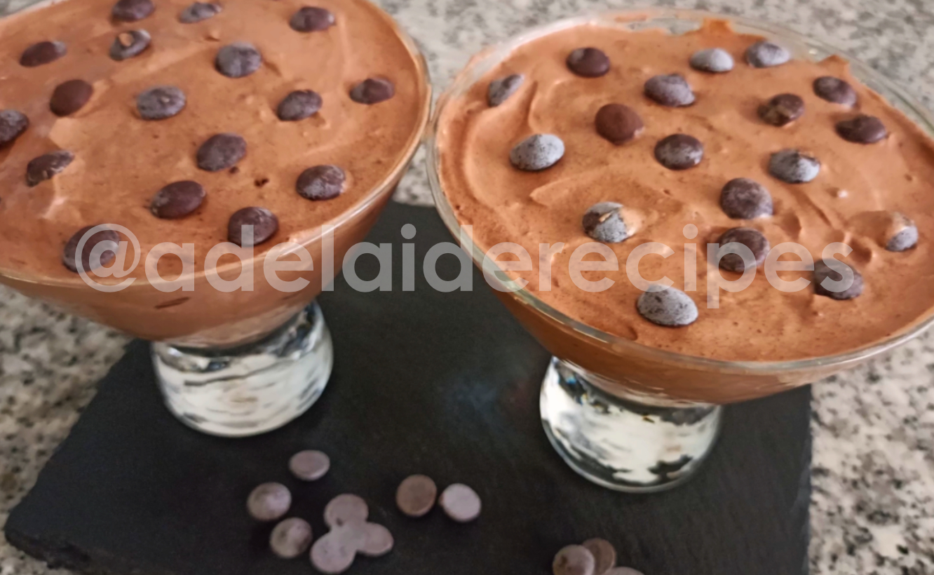 Mousse de Chocolate com Apenas 2 Ingredientes | Receita Fácil e Rápida