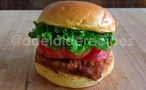 Hambúrguer de Frango Crocante Caseiro