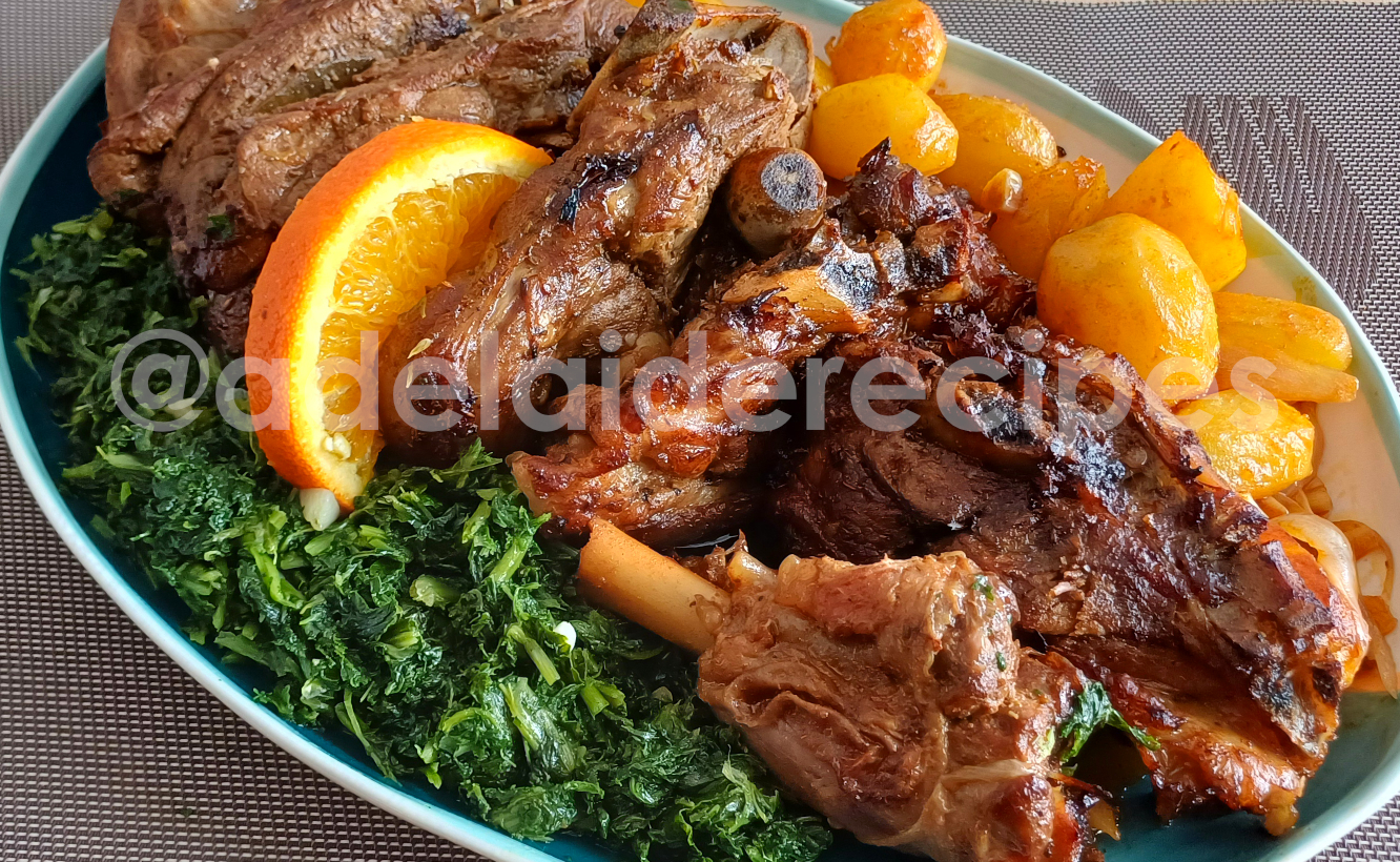 Borrego Assado com Batatas e Legumes Salteados | Cabrito Assado à Padeiro